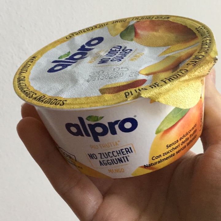 review photo of Alpro Mango Yogurt (No Added Sugars) shared by @biancospino on 16 Apr 2022 - review