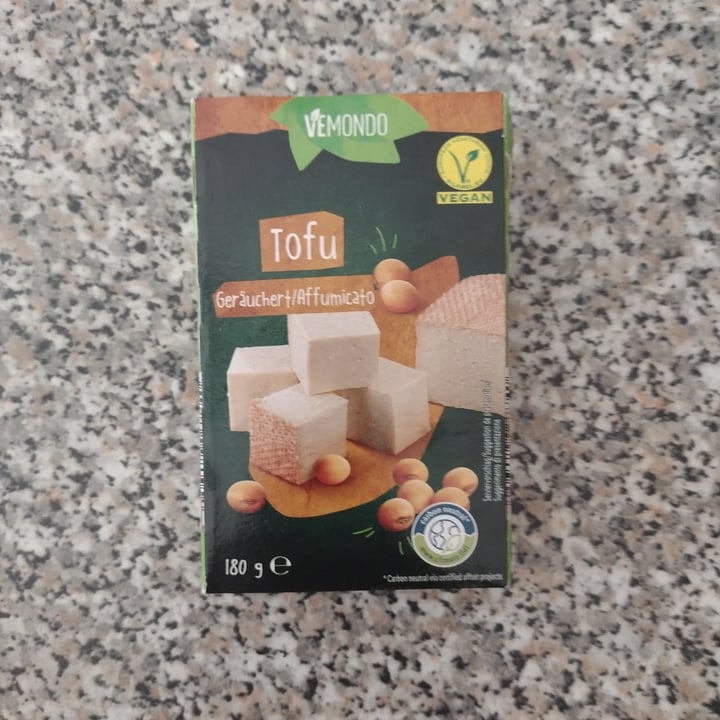 review photo of Lidl Supermarket tofu affumicato shared by @ericamanfry on 09 Aug 2022 - review