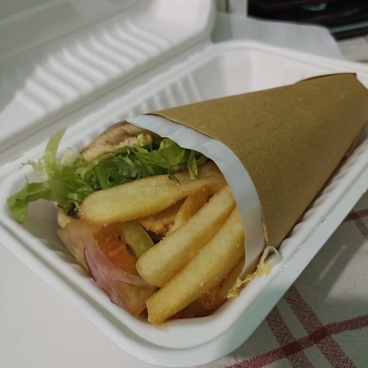 photo of Kalapà Gyros Vegan shared by @vegetalgiampo on  21 Jun 2022 - review