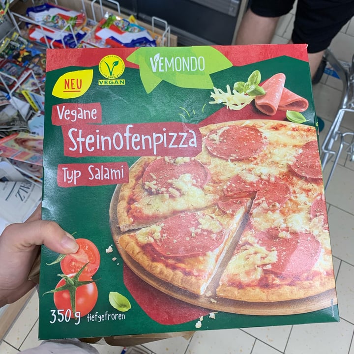 photo of Vemondo Vegane Steinofenpizza Typ Salami shared by @maria185 on  10 Oct 2021 - review