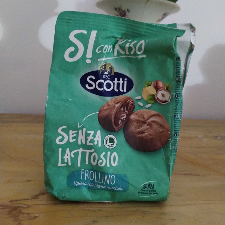 review photo of Riso Scotti Frollini Ripieni Con Crema Alla Nocciola shared by @alegoodluck on 25 Sep 2022 - review