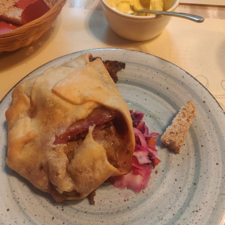review photo of VegAmore Rustico ripieno di verdure e besciamella di soya shared by @melissa30 on 11 Jun 2022 - review