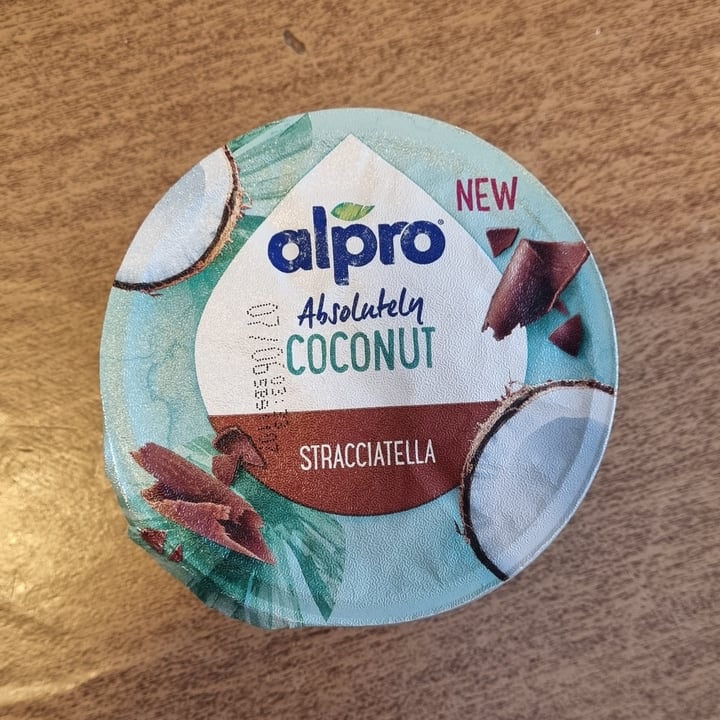 review photo of Alpro Absolutely Coconut STRACCIATELLA shared by @gaiabellafiore on 15 May 2022 - review