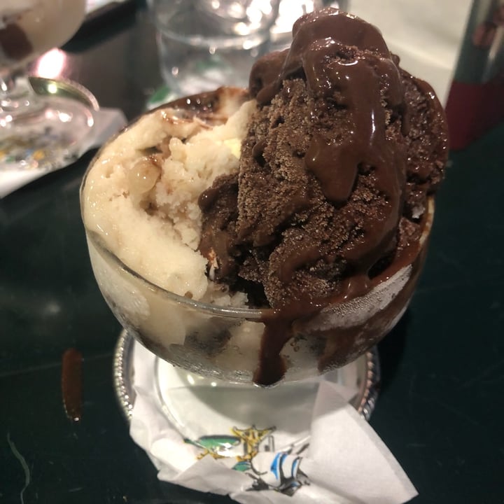 photo of Gelateria Cora Gelato all’acqua shared by @dariadanilowska on  17 Jun 2022 - review