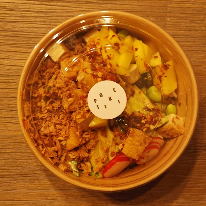 photo of Poke Tiki Build your own bowl Regular Size shared by @yana1996 on  04 Dec 2021 - review