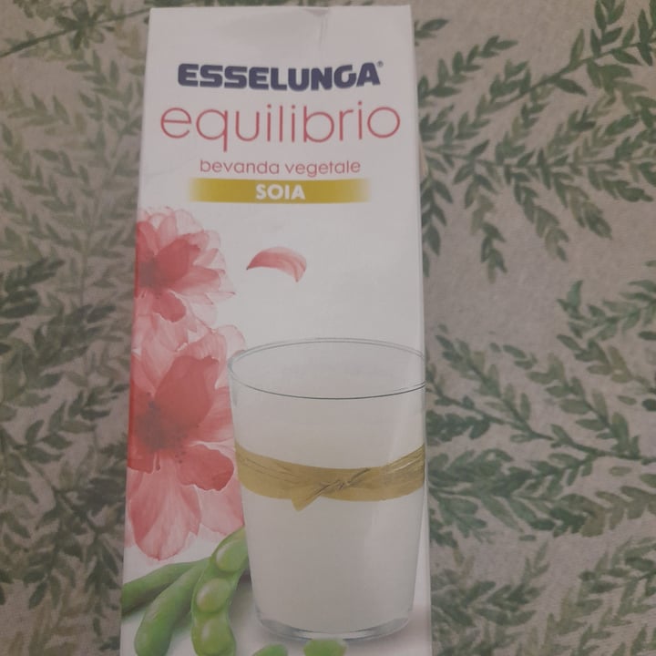 review photo of Esselunga Bevanda vegetale soia senza zuccheri aggiunti shared by @zinzu on 18 Mar 2022 - review