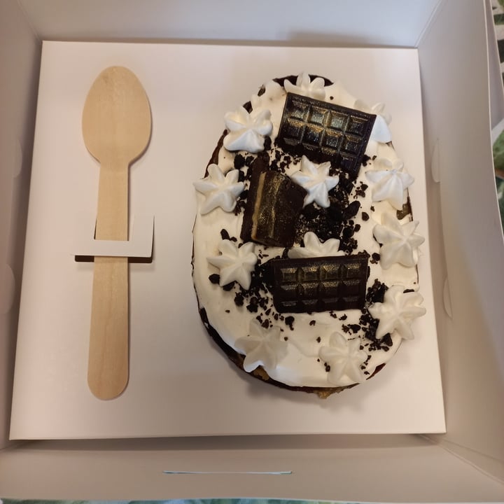 review photo of Milu bakery vegana Huevo De Pascua Oreo shared by @phoebe123 on 24 Apr 2022 - review