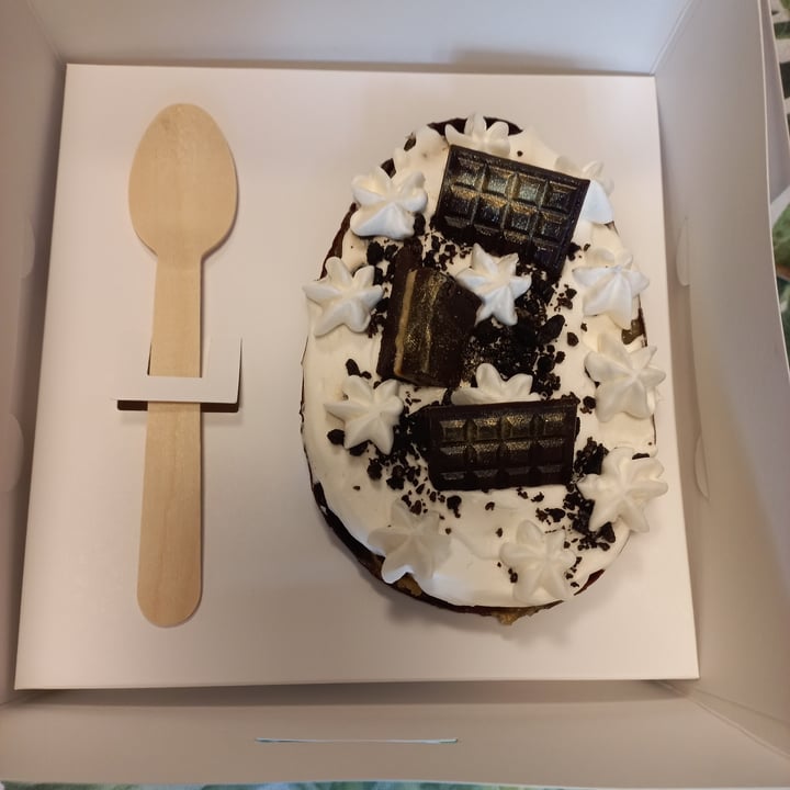 photo of Milu bakery vegana Huevo De Pascua Oreo shared by @phoebe123 on  24 Apr 2022 - review