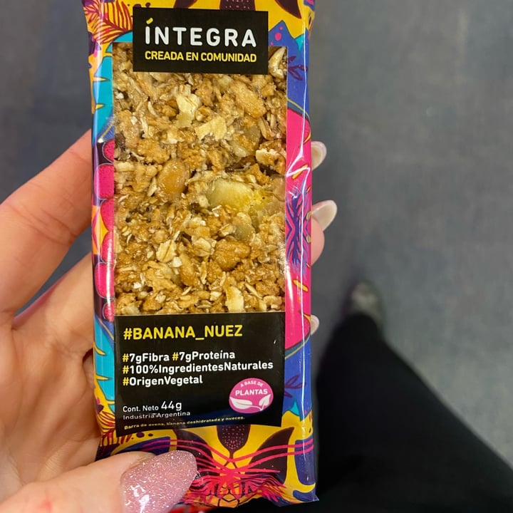photo of Integra Barra De Cereal Banana y Nuez shared by @solagosttinacappella on  14 Sep 2022 - review