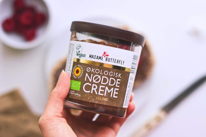 review photo of Madame Butterfly Økologisk Nøddecreme (Organic Nut Creme) shared by @spirendeveganer on 15 Oct 2019 - review