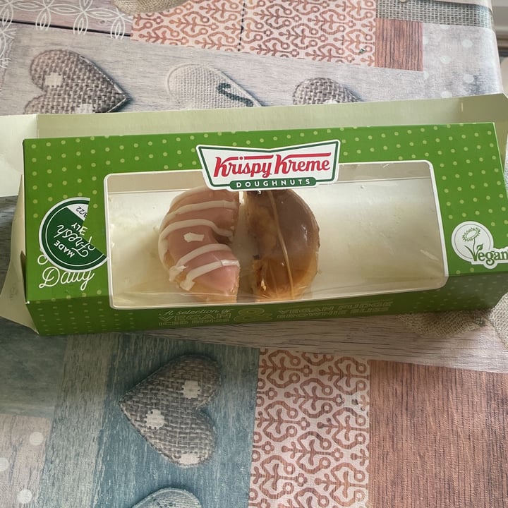 photo of Krispy Kreme Vegan Selection Dozen shared by @valerio2791 on  29 Aug 2022 - review