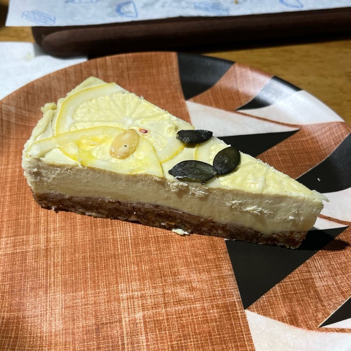 photo of Vegan Food Cartel by Veganzza Lemon Cheesecake shared by @nika- on  17 Apr 2022 - review
