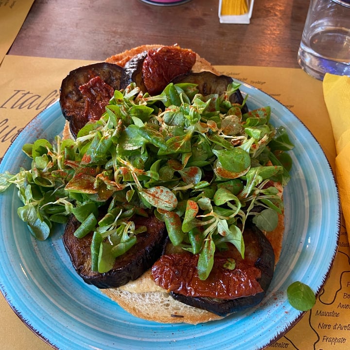 photo of Nabi, Natura Biologica Veggie toast shared by @blondeidentity on  06 Aug 2021 - review