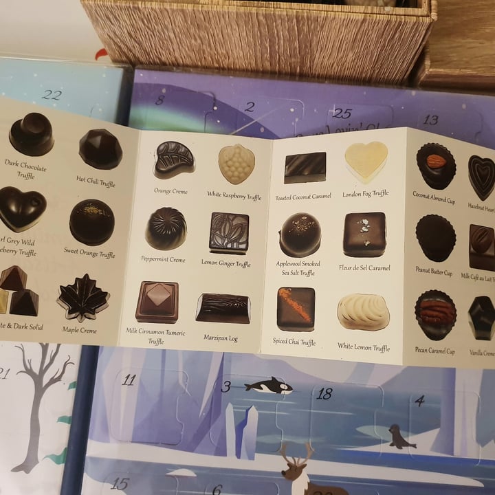 photo of Pure Lovin' Chocolate 32 PC Chocolate Gift Box shared by @anistavrou on  11 Dec 2022 - review