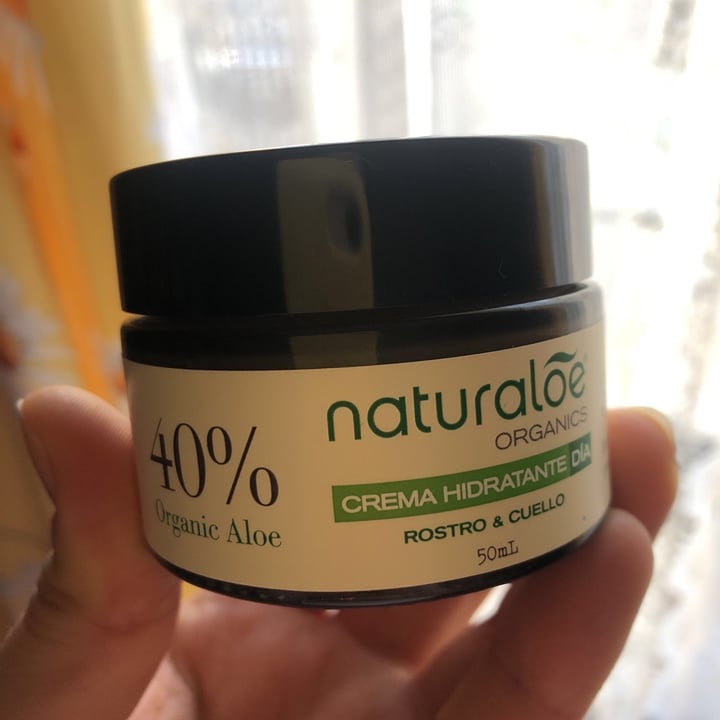 photo of Naturaloe Organics Crema Hidratante Día shared by @carrod1295 on  11 Sep 2020 - review