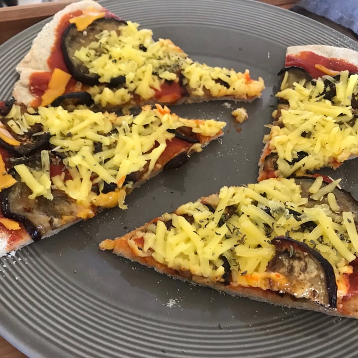 photo of Wilmersburger Pizzaschmelz shared by @lauraspaanse on  11 Jun 2021 - review