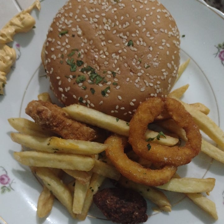 photo of Master Veggie Combo Vegano shared by @jualma on  06 Oct 2022 - review