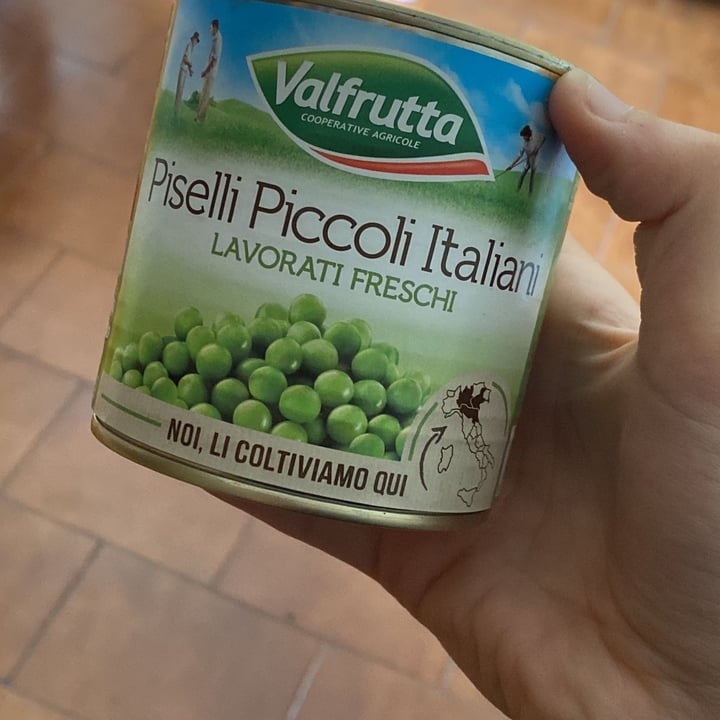photo of Valfrutta Piselli piccoli italiani lavorati freschi shared by @charlieveg on  06 Apr 2022 - review