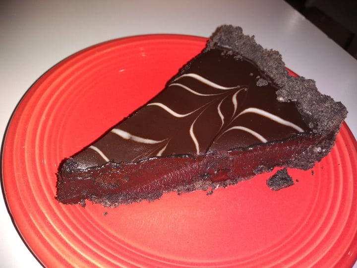 review photo of Loving Hut Microcentro Torta Mousse De Chocolate shared by @luciabianchi on 05 Nov 2019 - review