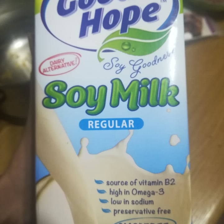 photo of Clover Soy Milk Sweetened shared by @cogitoergovegan on  23 May 2020 - review