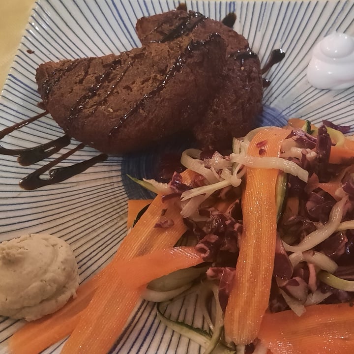 review photo of Nene’ Delizie e Salute burger di barbabietola shared by @veronicamancini94 on 12 Aug 2022 - review