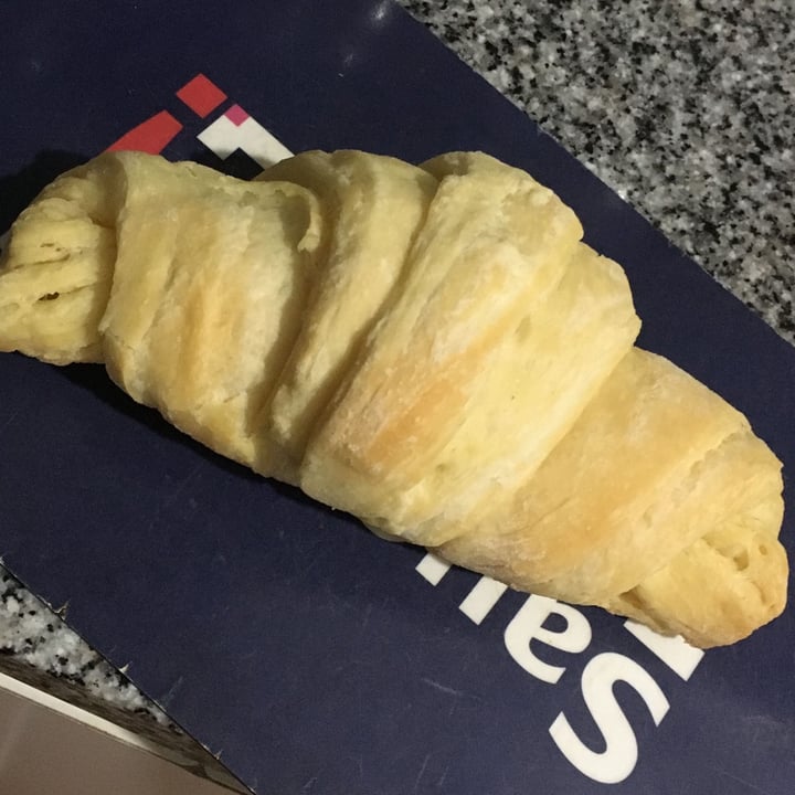 photo of Kabra Plant Based Croissant shared by @venusincat on  23 Jun 2022 - review