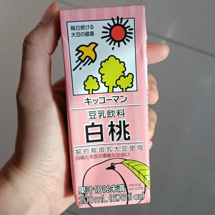 review photo of Kikkoman Peach Soy Milk shared by @ahungryveg on 24 Apr 2022 - review