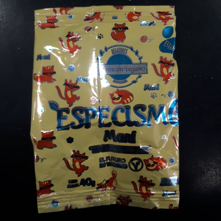 review photo of Un Rincón Vegano Especismo Cero Alfajor Relleno De Mani Con Baño De Repostería Blanco shared by @kodoszya on 09 Nov 2022 - review