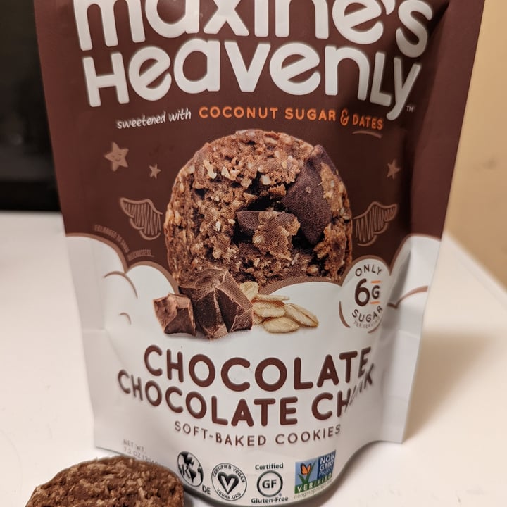 photo of Maxine’s Heavenly Chocolate Chocolate Chunk Cookies shared by @breezeharper on  22 Apr 2022 - review