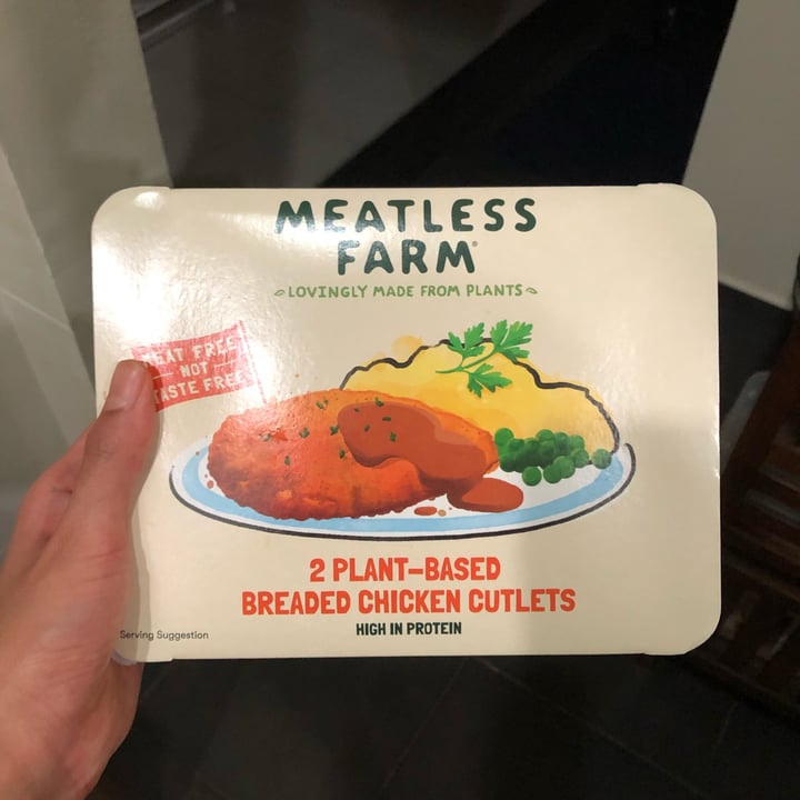photo of Meatless Farm Plant-based Breaded Chicken Cutlets shared by @aishahalattas on  10 Oct 2021 - review