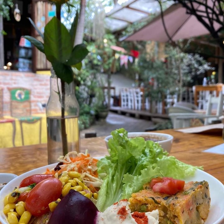review photo of Ser-Afim Restaurante Vegetariano saladinha shared by @raquelgut on 10 Jun 2022 - review