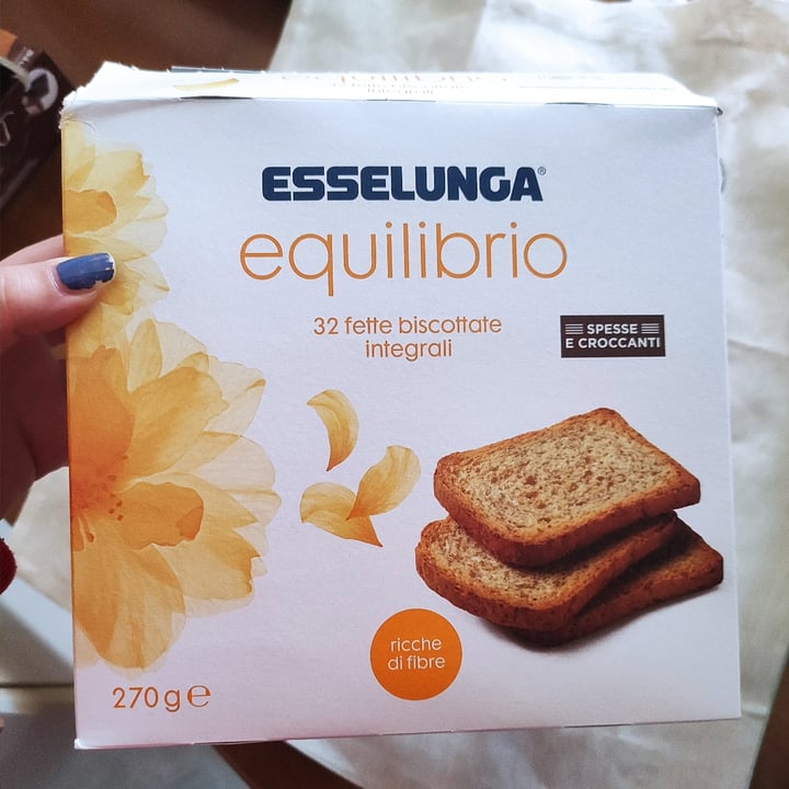 photo of  Esselunga Fette biscottate integrali shared by @rossiveg on  11 Apr 2022 - review