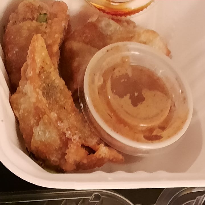 review photo of Bloom Sushi Dumplings shared by @essythevegan on 22 Jan 2021 - review