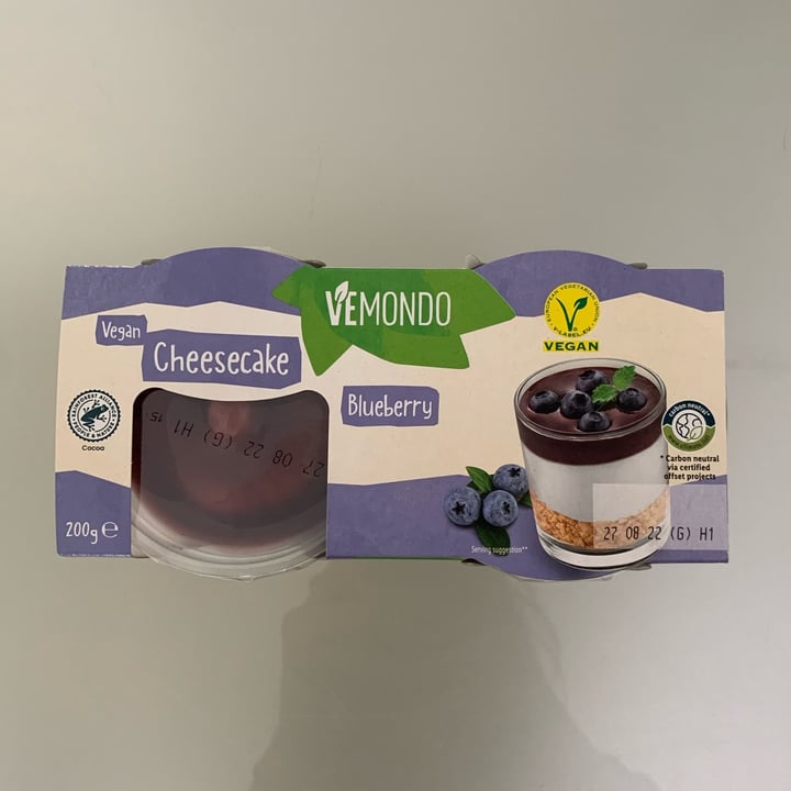 photo of Vemondo  Vegan Cheesecake Blueberry  shared by @marilen4 on  14 Aug 2022 - review