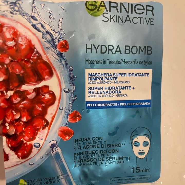 review photo of Garnier Hydra bomb shared by @sofiadei1 on 31 Mar 2022 - review