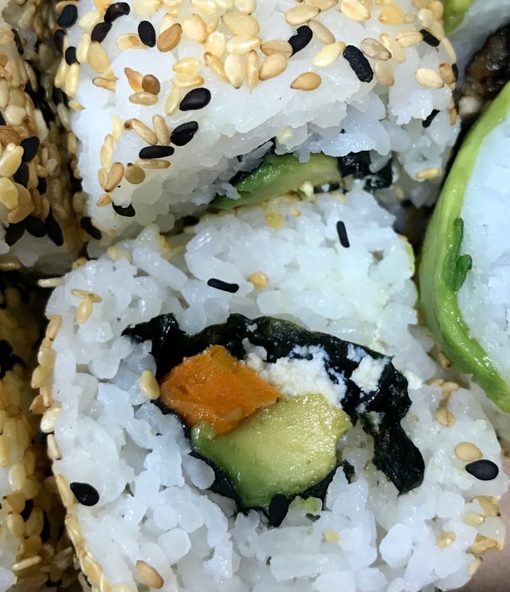 photo of Yasai Vegan Sushi Zanahoria California shared by @veggieprincess on  08 Mar 2020 - review