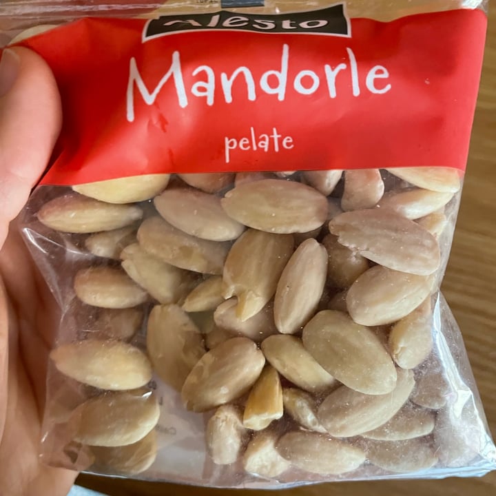 review photo of Alesto Mandorle sgusciate shared by @juliaruggeri on 09 May 2022 - review