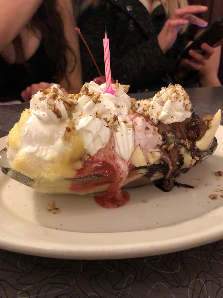 review photo of Veggie Galaxy Banana Split shared by @bveggie on 20 Dec 2018 - review