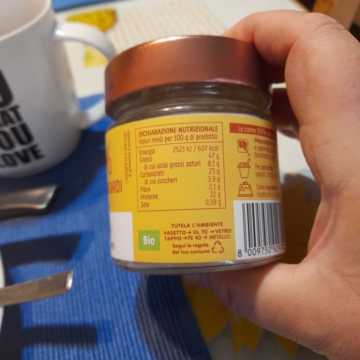 photo of Euro Company food for change 100 % Crema di Anacardi shared by @bsilvia on  05 May 2022 - review