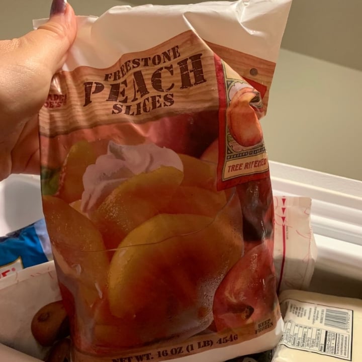 photo of Trader Joe's Peach shared by @aujapjai on  26 Jun 2020 - review