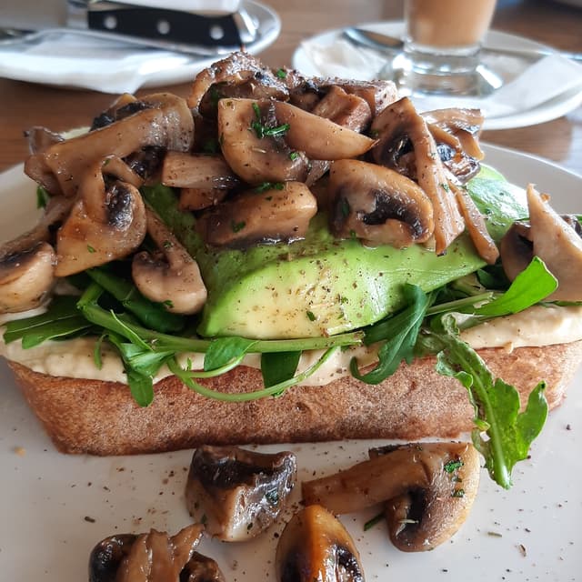 Photo du plat “Smashed Avo On Toast”