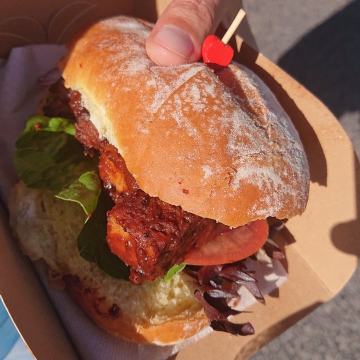photo of Vegan Street Food ZA Seitan Rib-style Burger shared by @lunascorner on  27 Sep 2020 - review