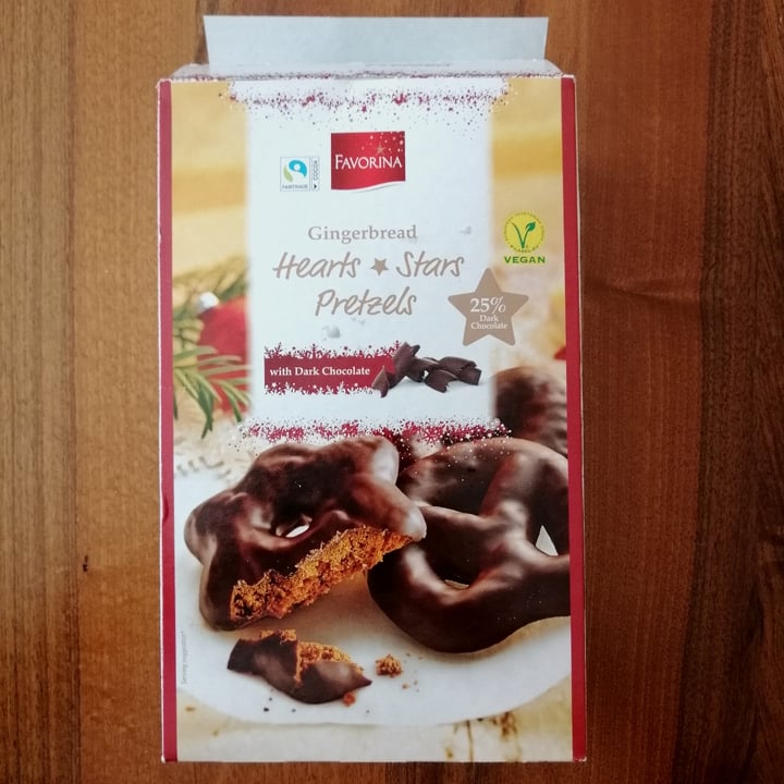 photo of Favorina Gingerbread Hearts Stars Pretzels shared by @manuzen on  22 Oct 2022 - review