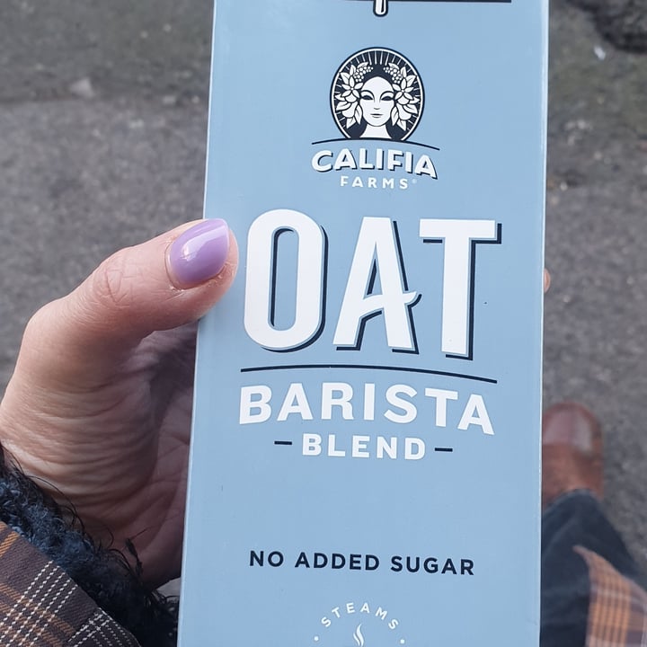 review photo of Califia Farms Oat Barista Blend shared by @helenamaj on 25 May 2020 - review