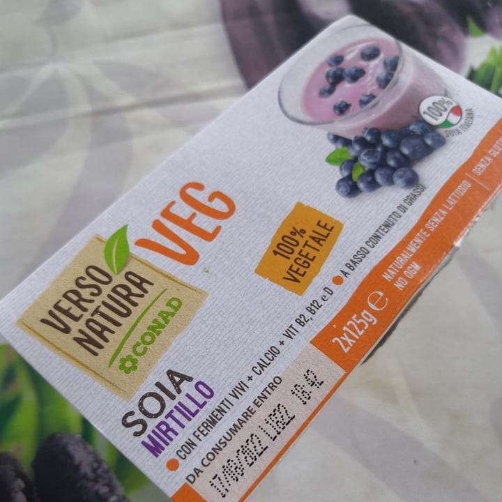 photo of Verso Natura Conad Veg Yogurt Soia Mirtillo shared by @torakiryu on  23 Jul 2022 - review
