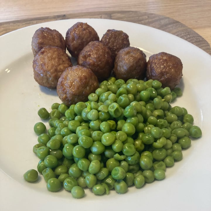 photo of IKEA Milano Carugate Polpette Vegetali E Quali shared by @sottolapellepodcast on  03 Apr 2022 - review