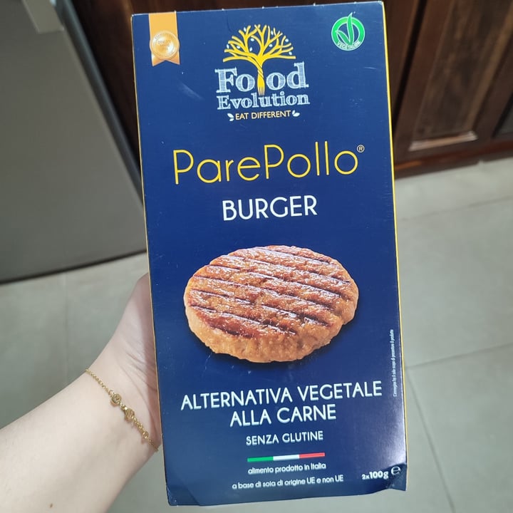 review photo of Food Evolution ParePollo Burger shared by @charliee03 on 17 May 2022 - review