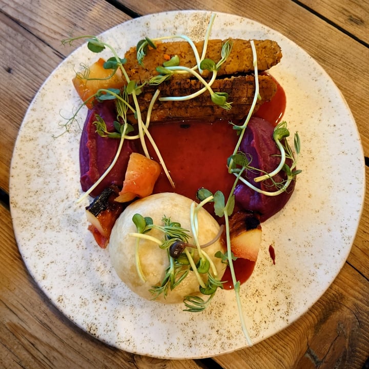 review photo of Kwiaciarnia Bistro i Bar Nie - GĘŚ shared by @janek on 11 Nov 2022 - review