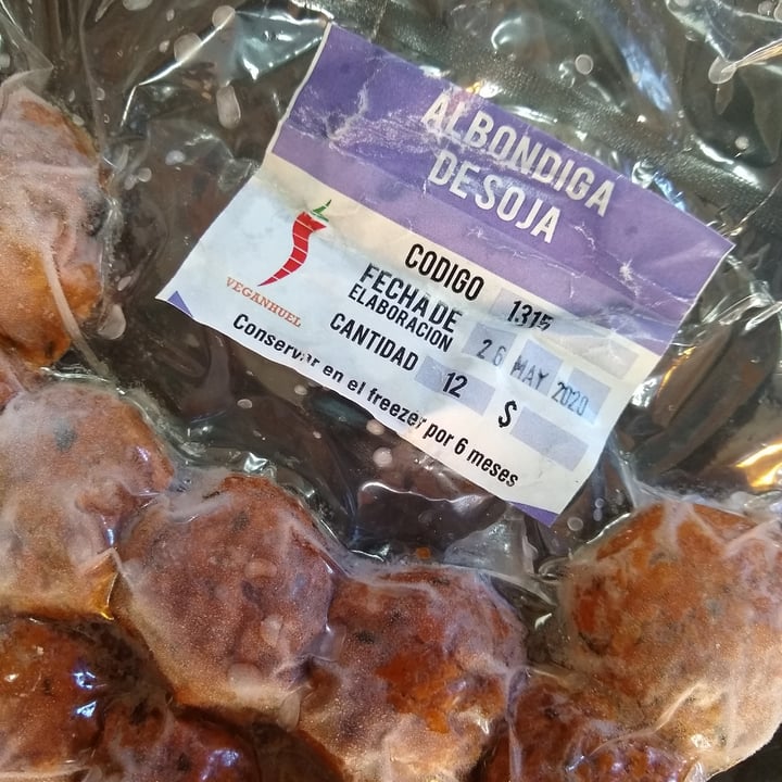 review photo of Veganuel Albóndiga de Soja shared by @celesevans on 17 Jun 2020 - review