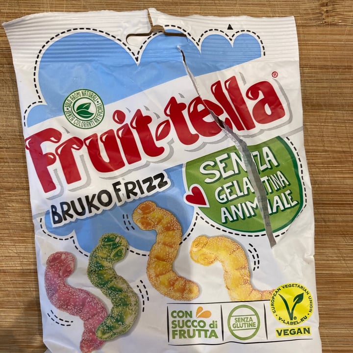 photo of Fruit-tella Bruko Frizz shared by @vvee on  21 Apr 2021 - review